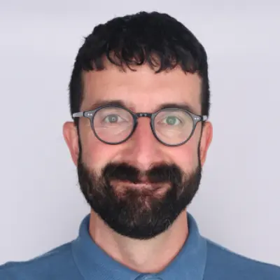 Headshot of Alex Chohlas-Wood
